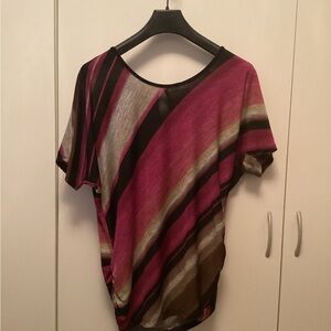 LAVISH Women’s Top Size Large